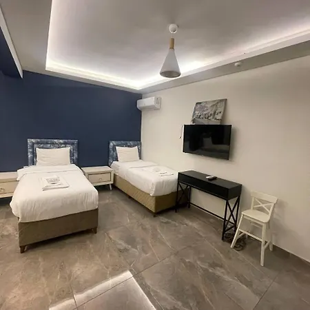 Sevil Hotel *